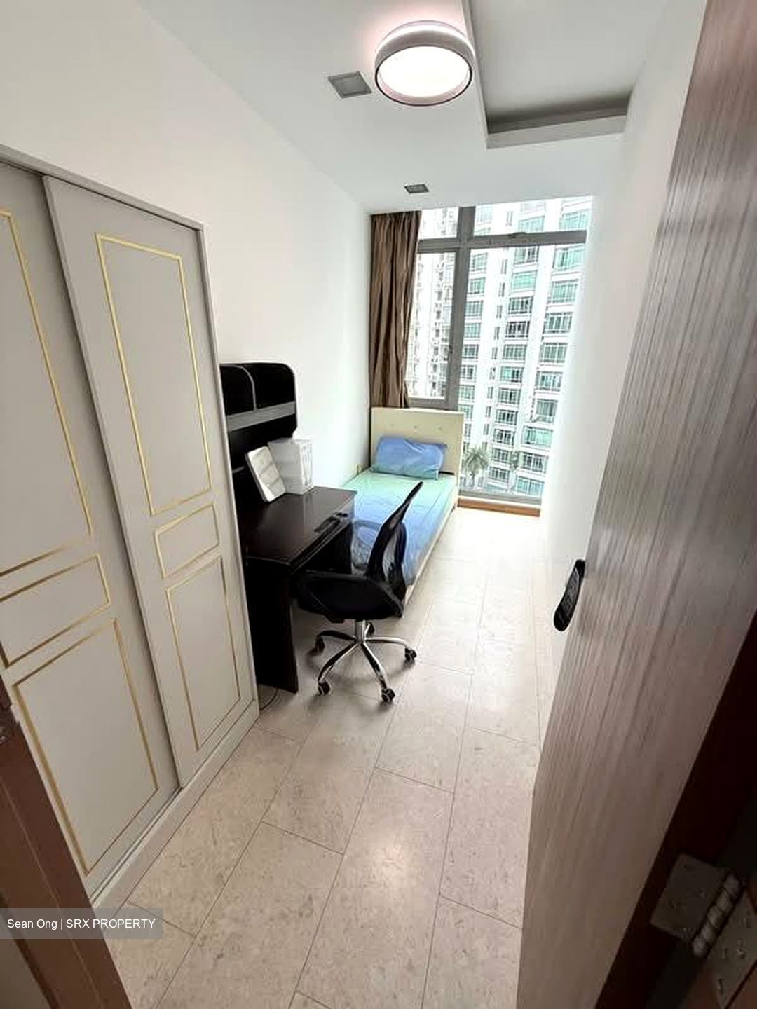 The Lakeshore (D22), Condominium #565173641